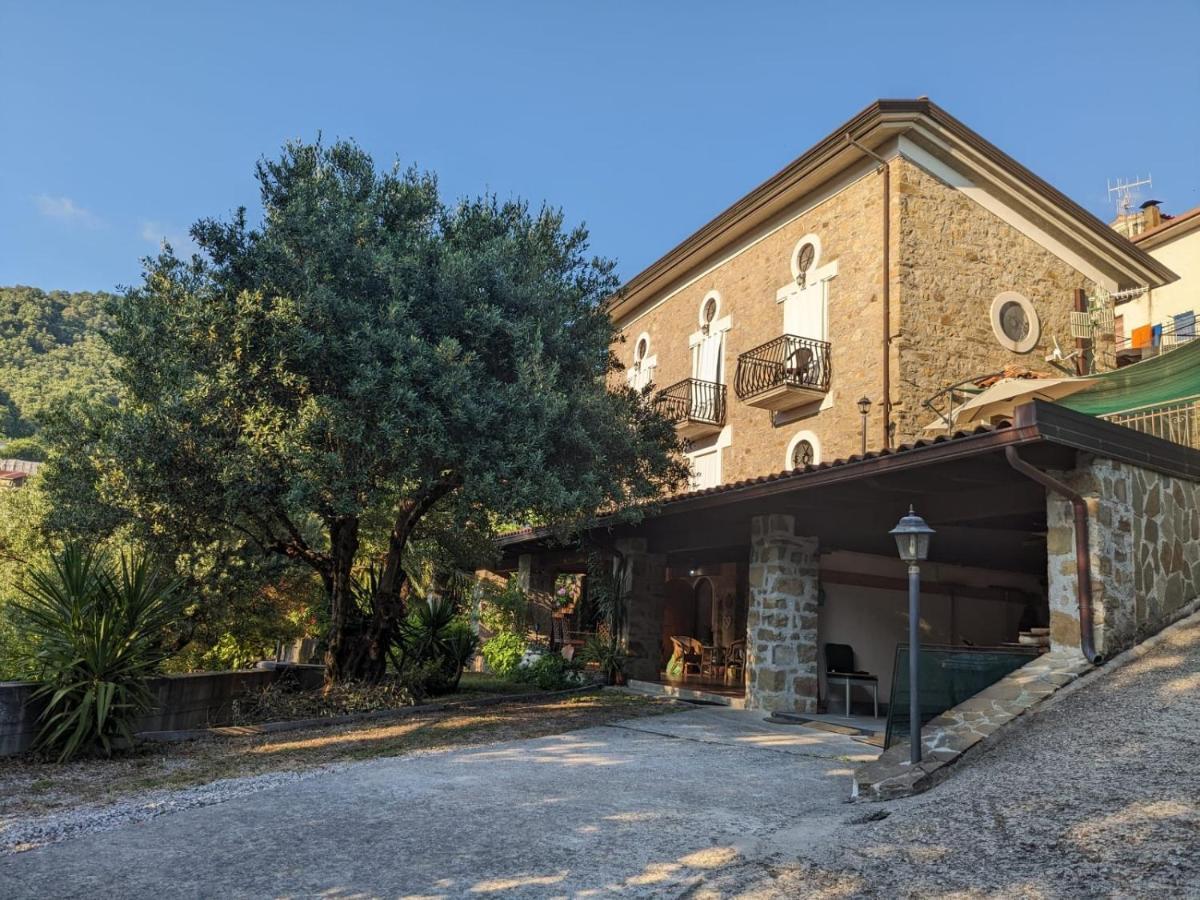Bed and Breakfast La Casa Di Lidia Cardile Екстер'єр фото