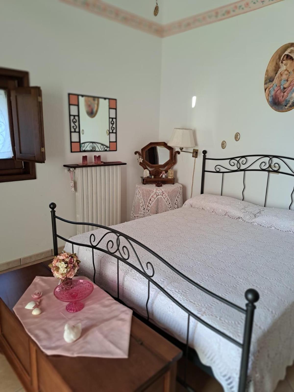 Bed and Breakfast La Casa Di Lidia Cardile Екстер'єр фото