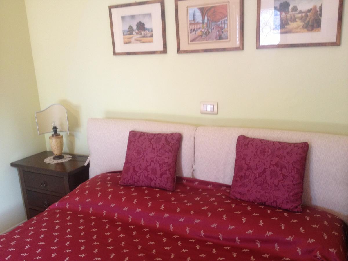 Bed and Breakfast La Casa Di Lidia Cardile Екстер'єр фото