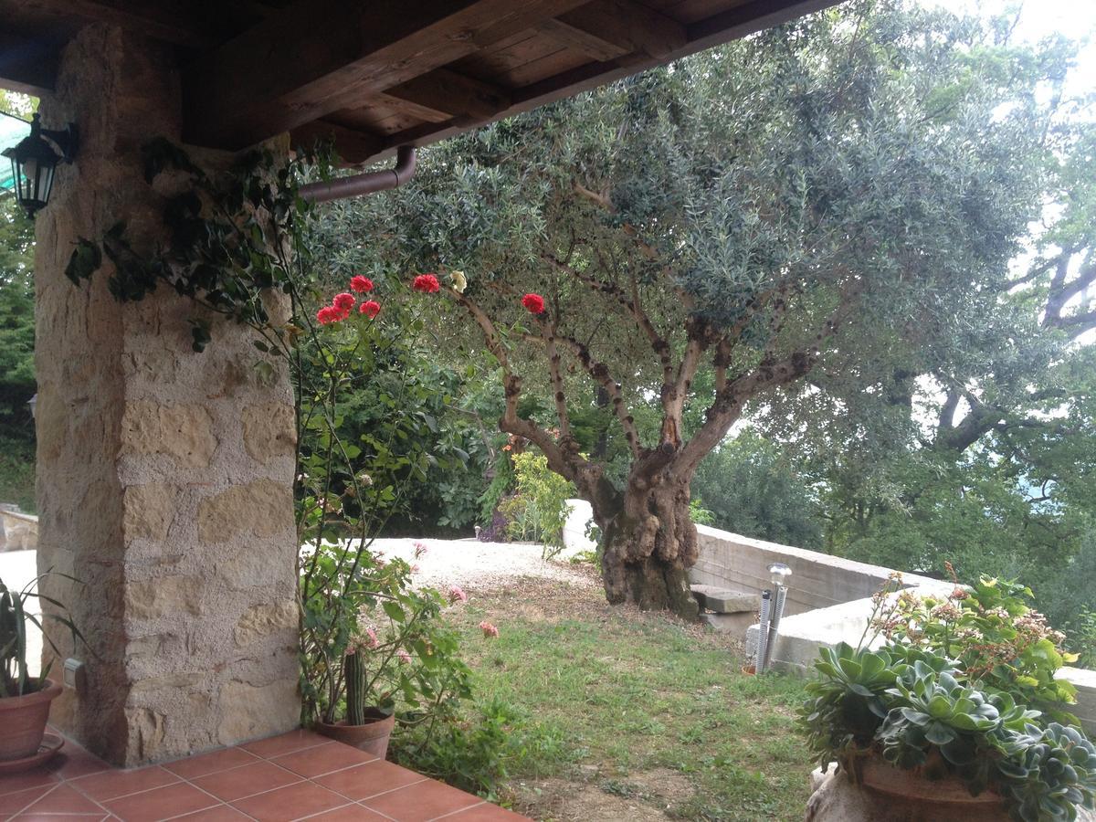 Bed and Breakfast La Casa Di Lidia Cardile Екстер'єр фото
